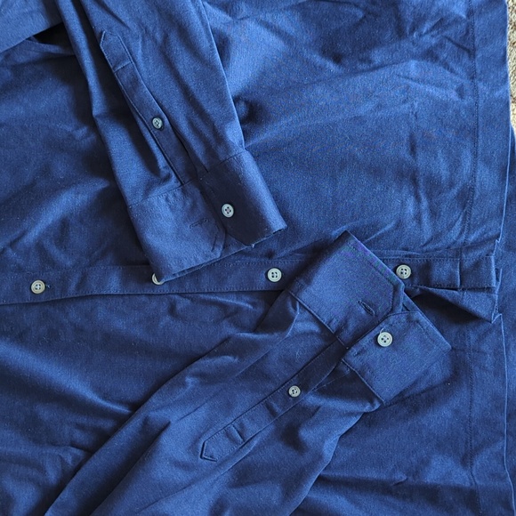 Banana Republic blue casual button down top size XL - Picture 11 of 11